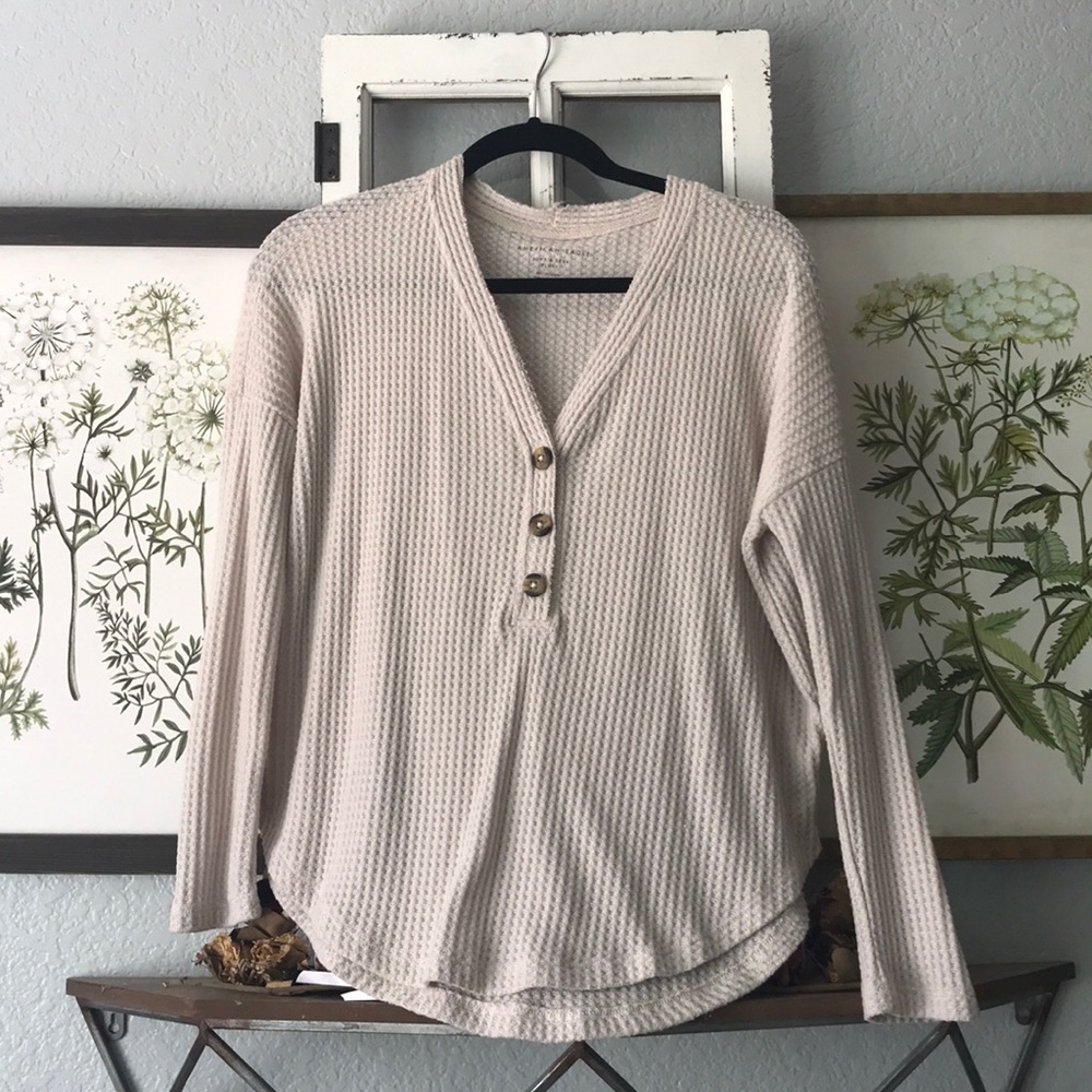 American Eagle waffle Henley long sleeve
